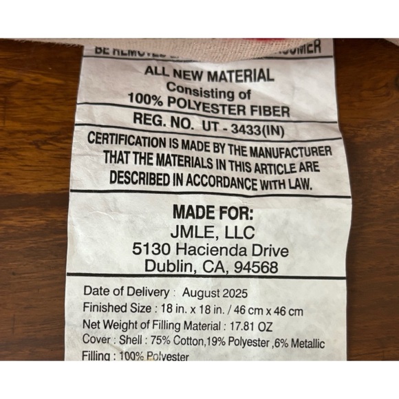 VALENTINES DAY DOGS THROW PILLOW SHIMMER PINK EMBROIDERED 18X18 NOVELTY PUPPIES - Picture 3 of 3